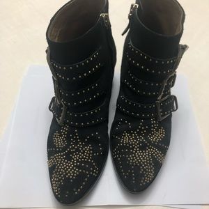 Chloe Susanna boot in navy suede/ gold studs
